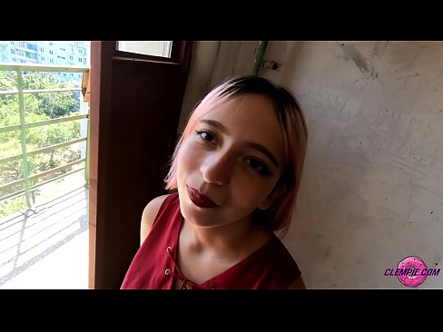 ❤️ Sensuell student suger en fremmed i utmarken - Cum On His Face ️❌ Sludder hos oss ❤